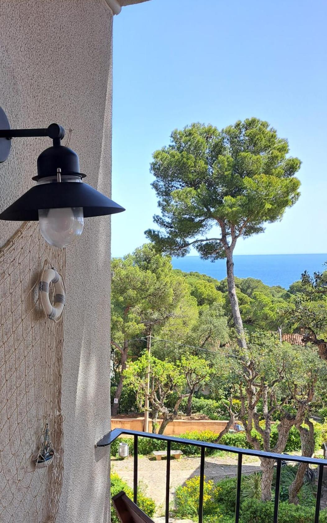 Apartamento Recien Reformado A 300 Metros Del Mar Calella De Palafrugell Exterior photo